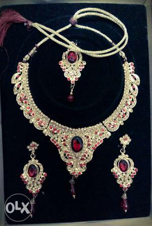 Gold And Pink Beaded Necklace And Earrings