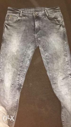 Gray Denim Straight-cut Jeans