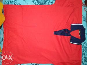 I want to sell This Red L size t shirt.I