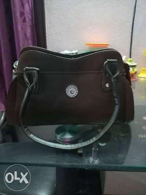 New Dark Brown Leather Hand bag Gud Quality