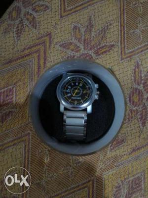New watch not used and original fastrack watch