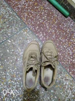 Pair of Redchief shoes (shoe size 8 no.)