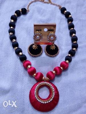 Silk thread necklace set.. with earrings
