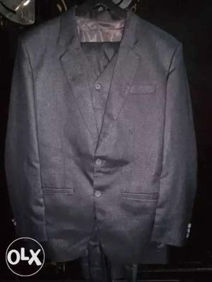 Stylish 3 pieces suit interested people call me