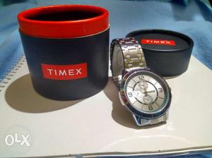 Timex Watch - Usa. New. Can't Use. Contact: