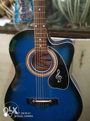 Acoustic cuteway guitars, excellent condition,