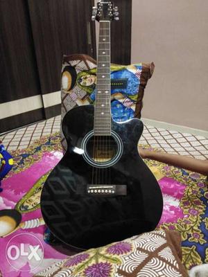 Black Single-cutaway Acoustic Guitar