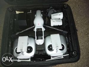 Dji inspire 1 with 2 batteries 2 RC cable 6