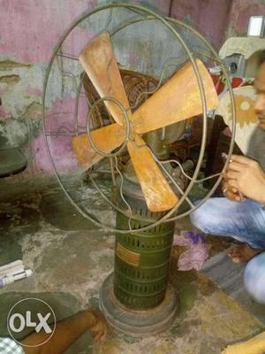  East India company fan runs with kerosene