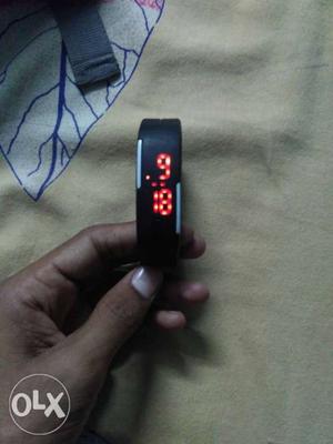 Get This Digital Watch Just For 60 Rupees. Check