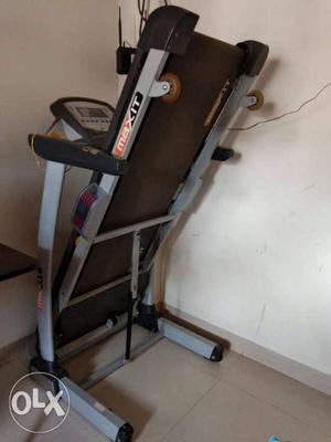MaxIT automatic Treadmill