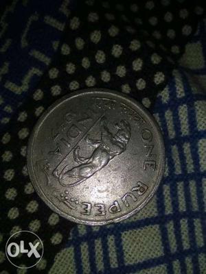 Old indian coin 1 rupee year 