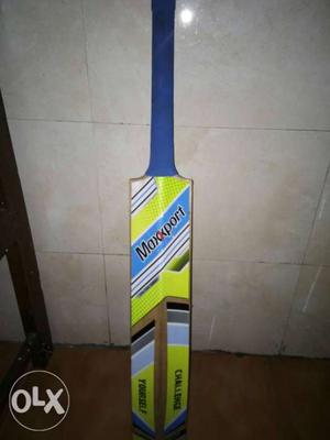 Blue And Yellow Cricket Paddle