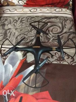 Drone with camera,wifi, rechargeable battery 2 months