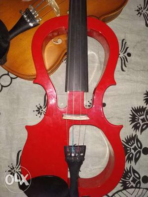 Electric violin