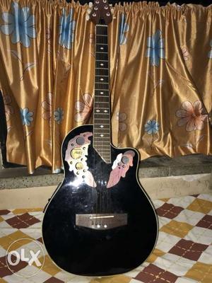 Hertz Acoustic Guitar