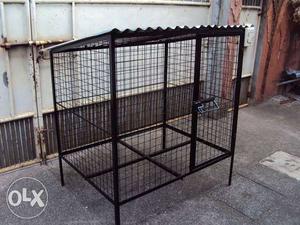 I am not selling I want this type of cage if any