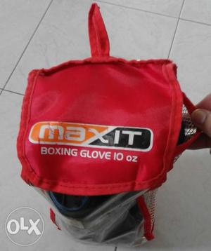 Sports boxing gloves one pair unused good quality.