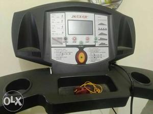 Vigor 735 treadmill very less used nd in good condition.