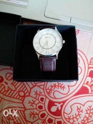 Brand new mens brown leather watch