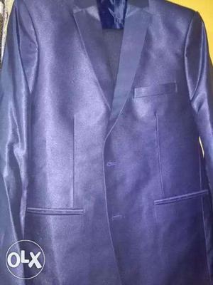 Branded suit in excellent condition (MRP: