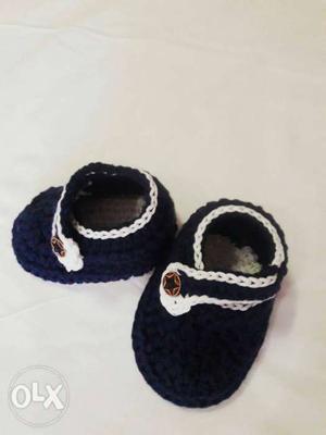 Crochet baby shoes.size up to 1 yr