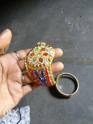 Jeweled Gold-colored Bangle