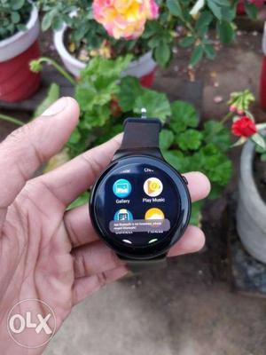 Android smart watch, 1gb ram 16gb internal.