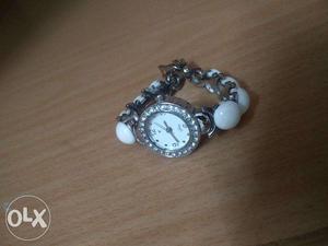 Archies White metallic wrist watch for women