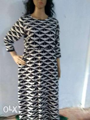 Black And White Chevron cotton Long-sleeved Dress