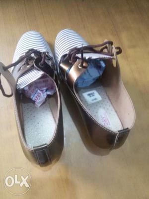 Brand New Girl's Sandles.Good Condition.