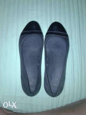 Crocs size 9..ladies ballet shoe