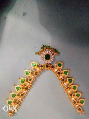 Gold-colored And Green Necklace