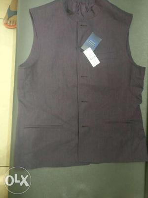 John miller waist coat. Purple color. With tag.