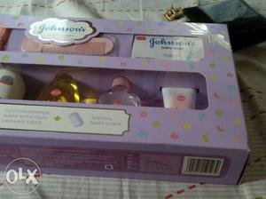 Johnson's baby kit Box