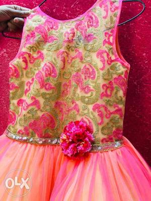 New gown for 7 to 9 years girl size 32