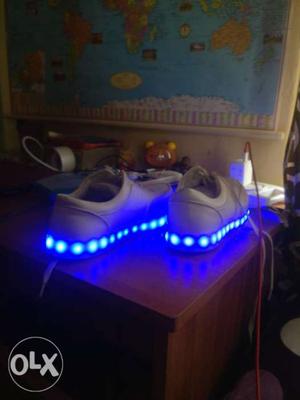 Pair Of White LED Light Sole Shoes, chargeable (Size:21cms)