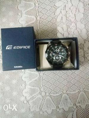 Round Casio chronograph watch with all chronos
