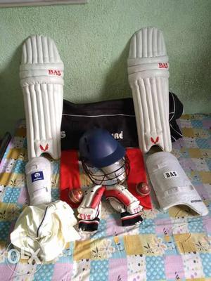 *BAS new cricket kit *only 1 week used
