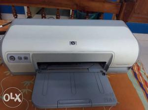HP Deskjet D series -colour printer