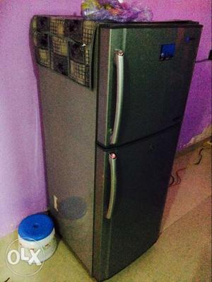 Samsung fridge in new condition very less used