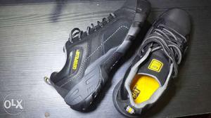 Caterpiller Pair Of Black-and-yellow orginal Shoes