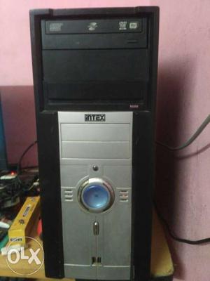 Core 2 duo 2GB Ram 80 GB hard disk good condition call