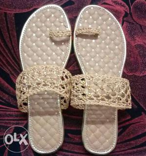 Gold coloured sandals for women.Size-8