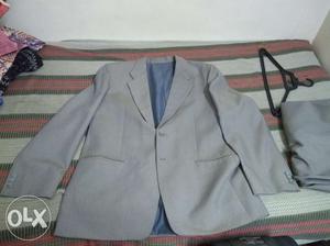Grey suit pant piece. Pant length 40", Waist 40",