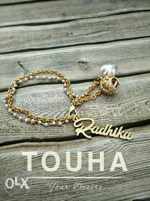 Personalized name bracelet with pearls