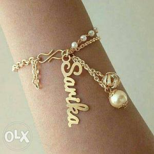 Personalized name bracelet with pearls..