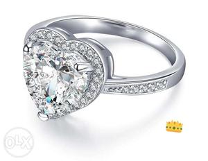 SWAROVSKI RING...100% silver ring with no 925.. grab ur ring