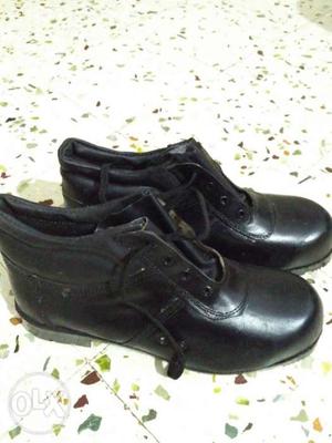 Safety Shoes with untouched condition