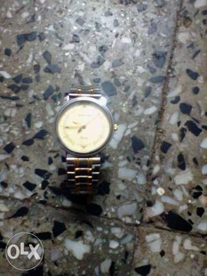Sonata silver and gold watch it is good condition